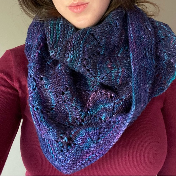 Handknit Merino Wool Shawl - Picture 1 of 5